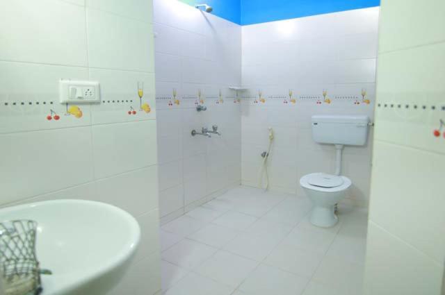Lyba Homestay Thiruvananthapuram Zewnętrze zdjęcie